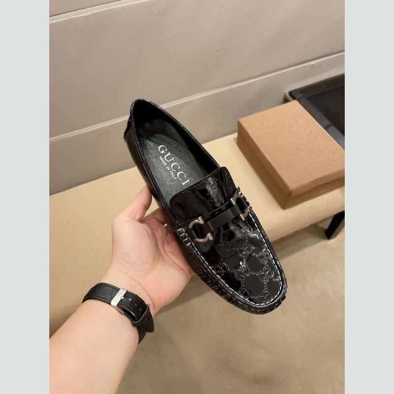 G*u*i leather shoes